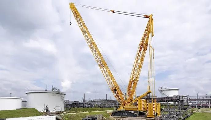 Liebherr LR 1500 Crane